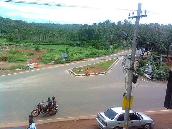 Areekode Junction Areekode to Edavannappara and To Mukkam