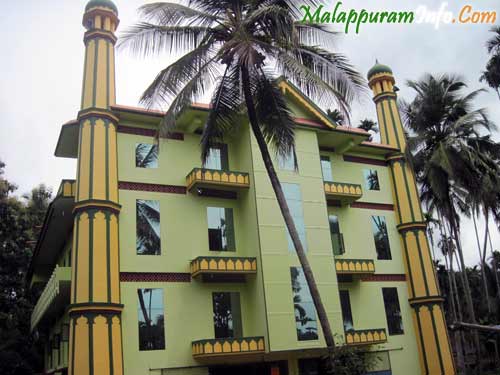 Arimbra Pazhangarathodi Juma Masjid 1